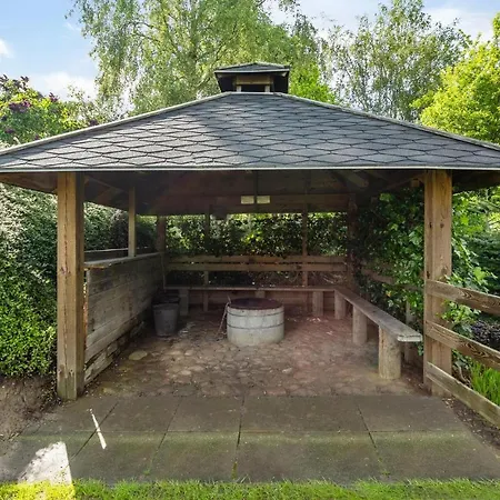 Cozy Home In Augustenborg With Sauna Asserballeskov