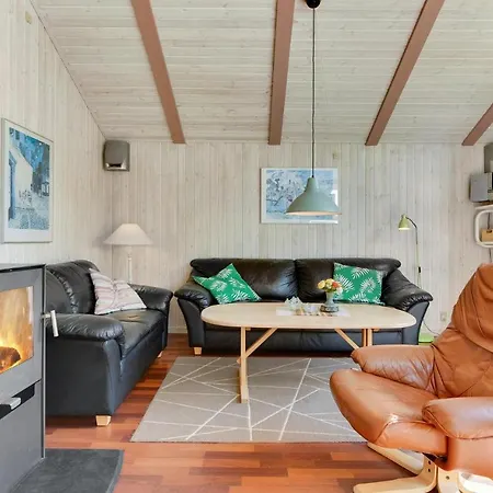 Cozy Home In Augustenborg With Sauna