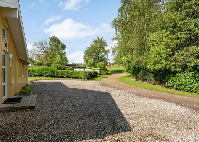 度假居 Alsvej Augustenborg X *