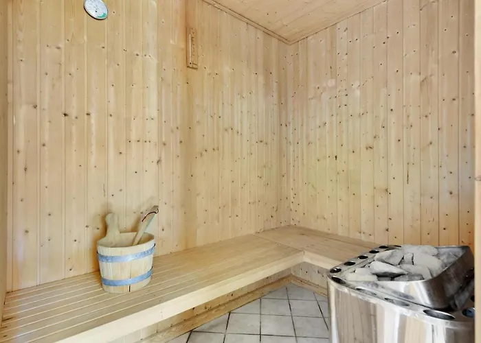 Alsvej Augustenborg X *